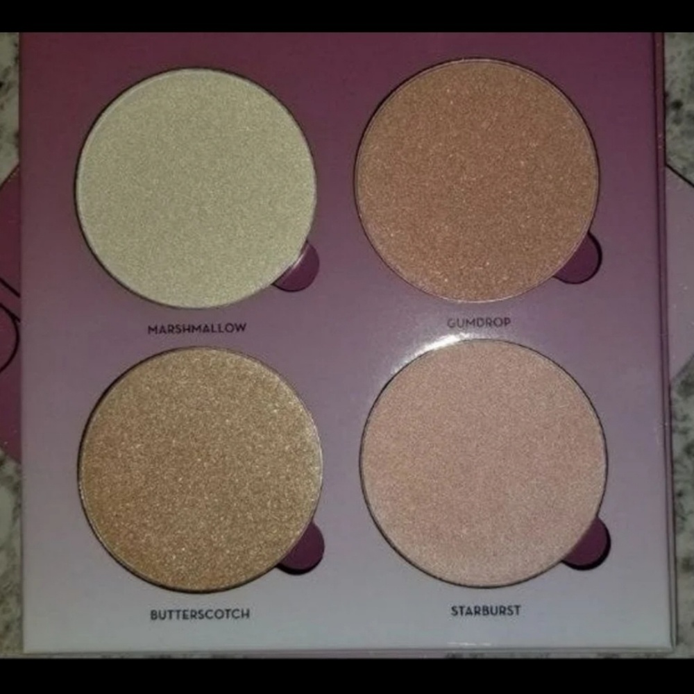 **SOLD On Ⓜ️** - Picture 4 of 5